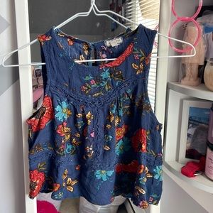 EYESHADOW Dark blue with floral print tank top